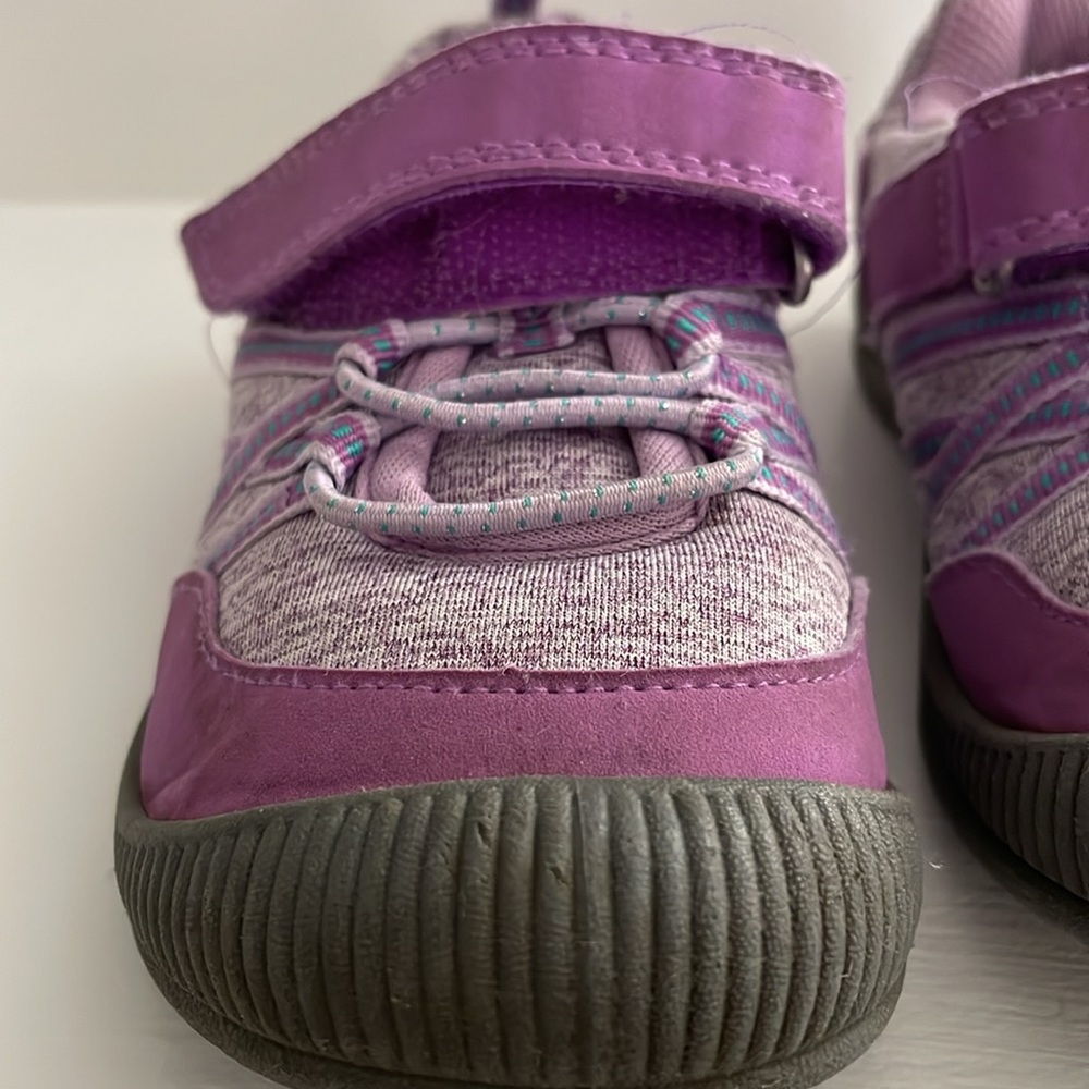 Osh Kosh B’gosh shoes - Picture 3 of 16